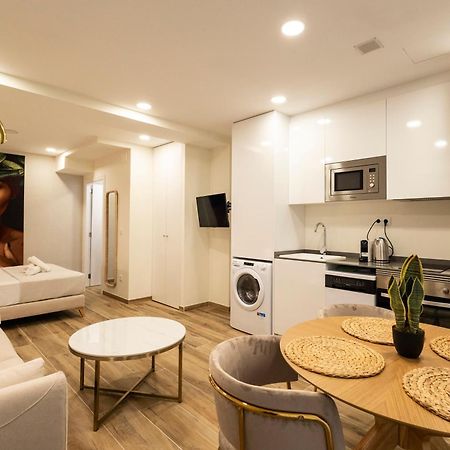 Cortes Suites By Concept Flats فالنسيا المظهر الخارجي الصورة