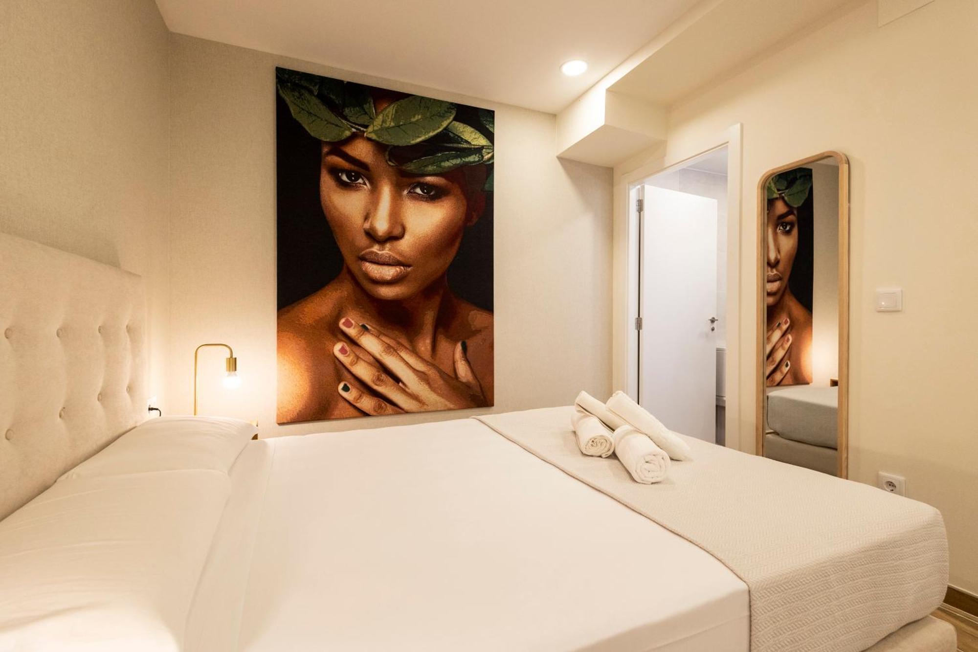 Cortes Suites By Concept Flats فالنسيا المظهر الخارجي الصورة