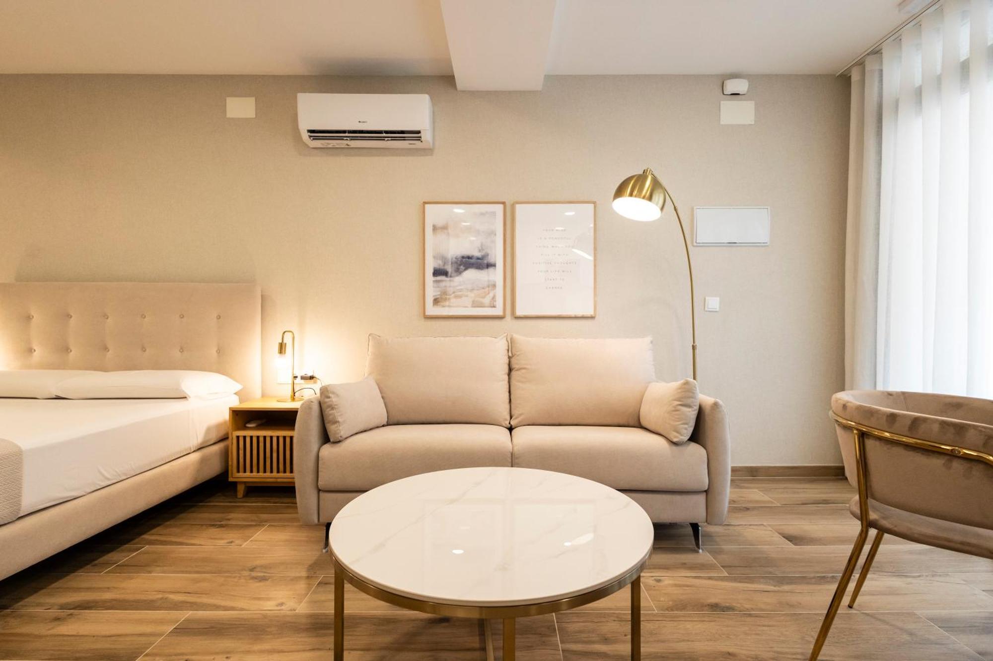 Cortes Suites By Concept Flats فالنسيا المظهر الخارجي الصورة